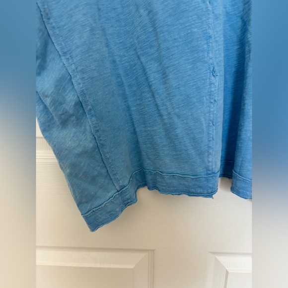 Double Zero Blue V-Neck Short Sleeve Tee - Picture 8 of 13